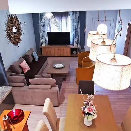 Alexandra'S Home Fira  Extérieur photo